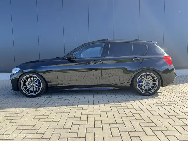 BMW 1 Serie M135i xDrive 2016 Benzine 9