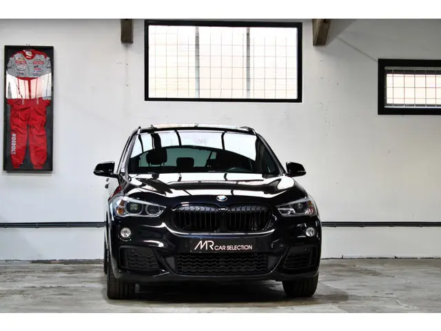 BMW X1 xDrive20i High Executive 2018 Benzine 3