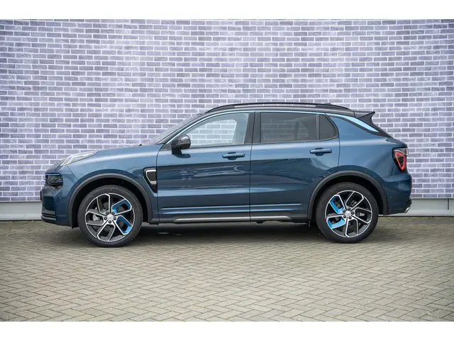 Lynk & Co 01 1.5 Plug-in Hybrid 2023 Hybride Benzine 5