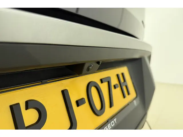 Peugeot 3008 1.2 Hybrid 145 GT 2025 Hybride Benzine 3
