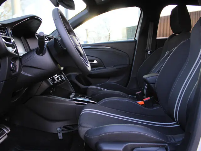 Opel Corsa 1.2 Turbo Hybrid GS 2024 Hybride Benzine 12