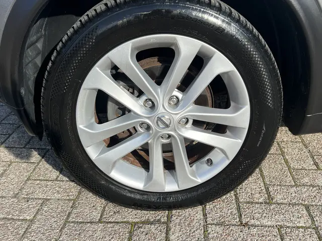 Nissan Juke 1.6 Acenta 2012 Benzine 26