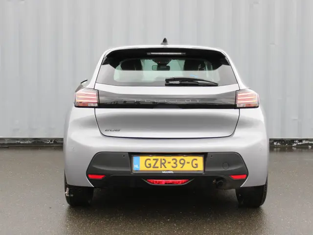 Peugeot 208 1.2 PureTech 75 Style 2025 Benzine 7