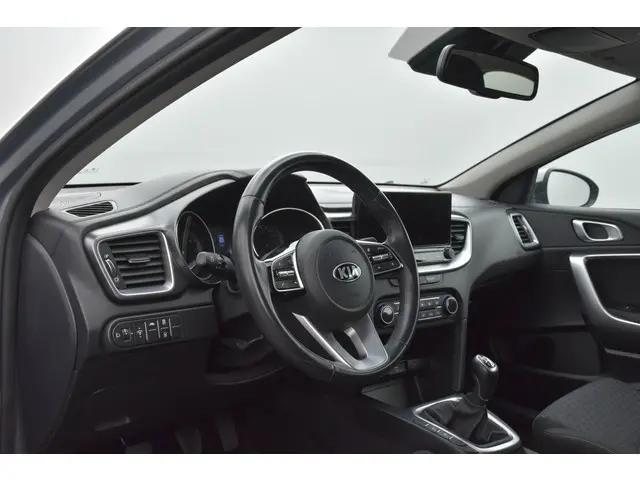 Kia Ceed 1.0 T-GDi DynamicLine 2021 Benzine 10