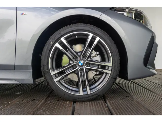 BMW 1 Serie 5-deurs 2023 Benzine 7