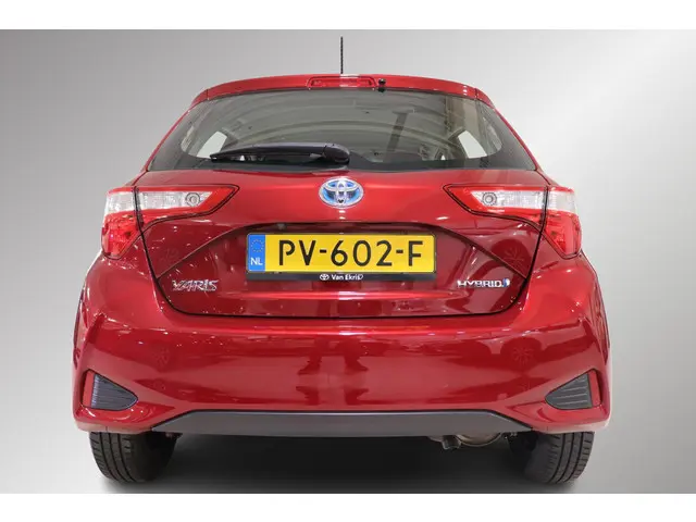 Toyota Yaris 1.5 Hybrid Aspiration, 2017 Hybride Benzine 4