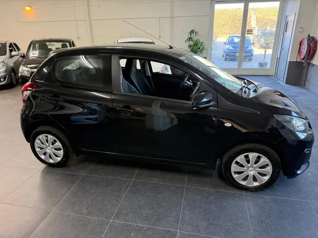 Peugeot 108 1.0 e-VTi Active 2014 Benzine 8