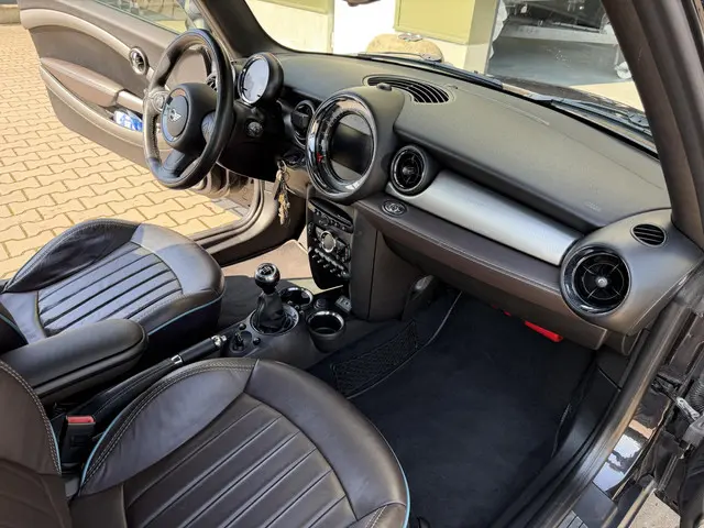 MINI Cooper Cabrio 1.6 Highgate 2015 Benzine 16