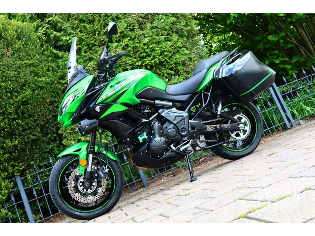 Kawasaki Versys 650 GRAND TOURER ABS 2019 Benzine 3