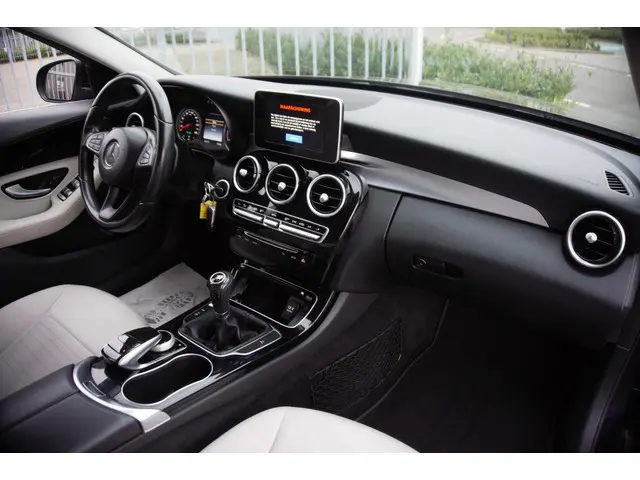 Mercedes-Benz C-Klasse 180 NAVI/PDC/CRUISE 2014 Benzine 8