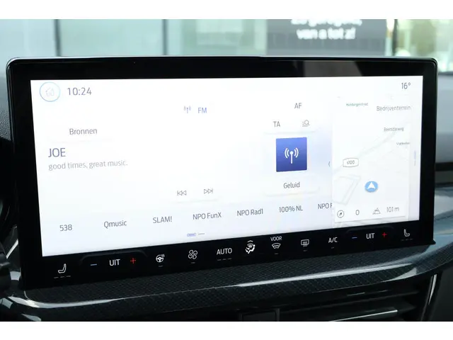 Ford Focus 1.0 EcoBoost Hybrid ST Line X 2024 Benzine 21