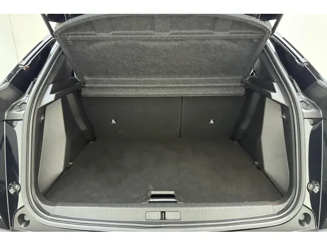 Peugeot 2008 1.2 Hybrid Allure 2025 Hybride Benzine 7