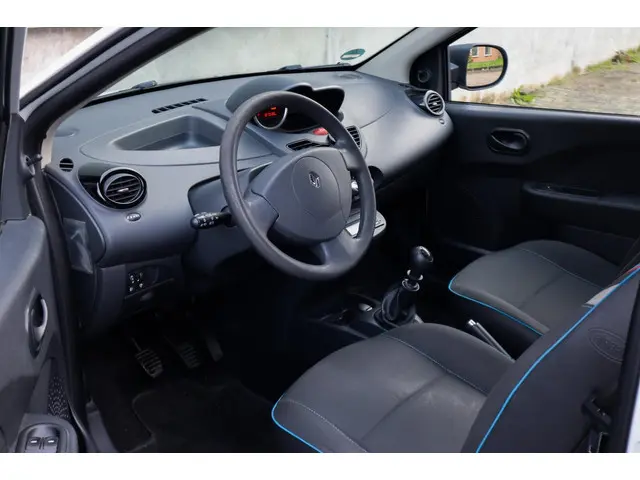 Renault Twingo 1.2 16V Parisienne 2013 Benzine 16