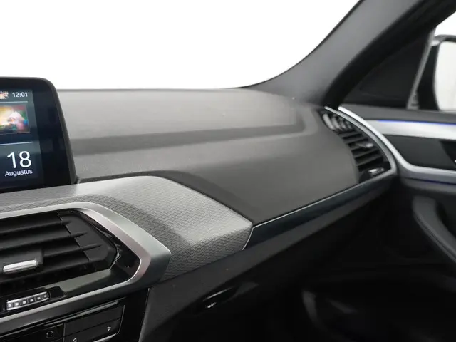 BMW X4 xDrive20i High Executive Edition 2020 Benzine 23