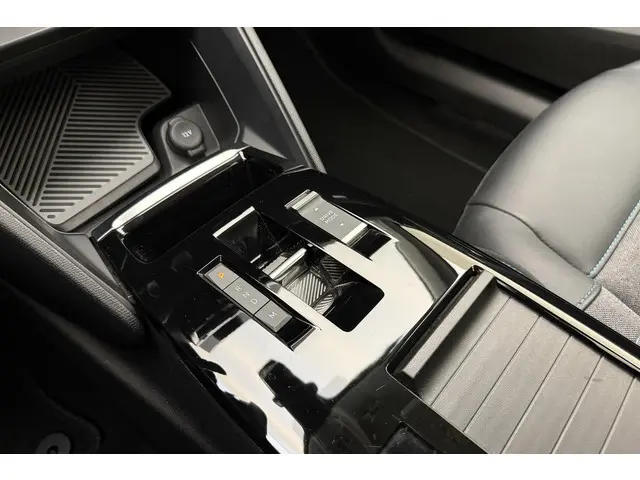 Citroën C4 1.2 Hybrid Max 2024 Hybride Benzine 29