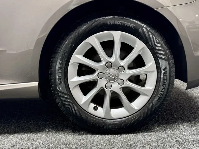 Audi A3 1.4 TFSI CoD 150 pk Ambition 2016 Benzine 28