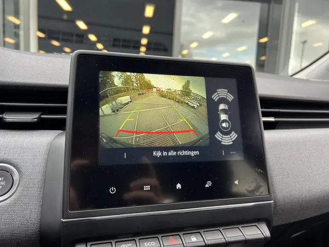 Mitsubishi Colt 1.0T MT Intense 2024 Benzine 10