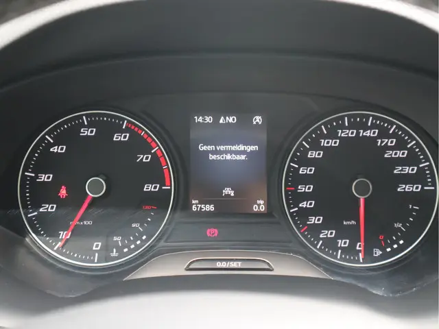 SEAT Ateca 1.5 TSI 150 PK Style Business 2020 Benzine 24