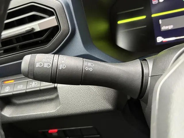 Dacia Duster 1.6 Hybrid Journey 2025 Hybride Benzine 23