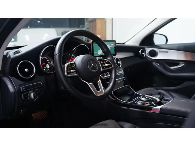 Mercedes-Benz C-Klasse 180 Avantgarde 2019 Benzine 33