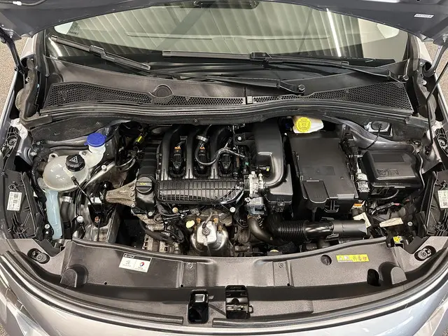 Peugeot 2008 1.2 PureTech Active 82pk 2019 Benzine 8