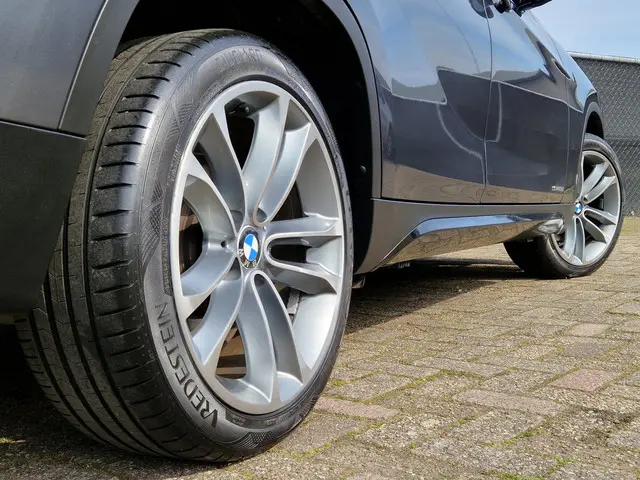 BMW X1 SDrive20i Executive Sport*Navi*Pdc* 2013 Benzine 6