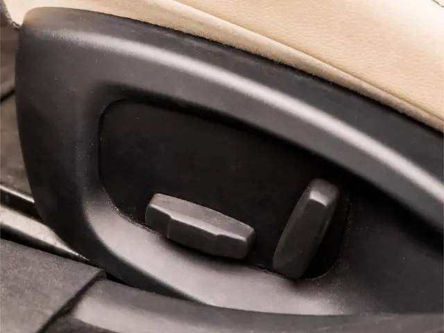 Jaguar XE 2.0 D Portfolio 2016 Diesel 16