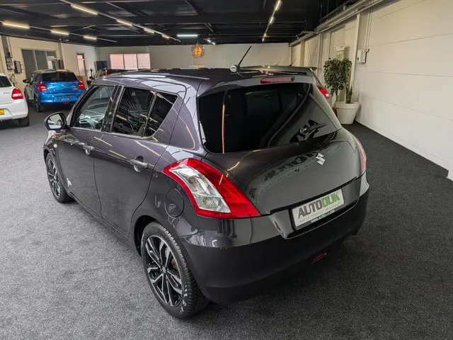 Suzuki Swift 1.2 X-tra Edition | * Carplay 2015 Benzine 3