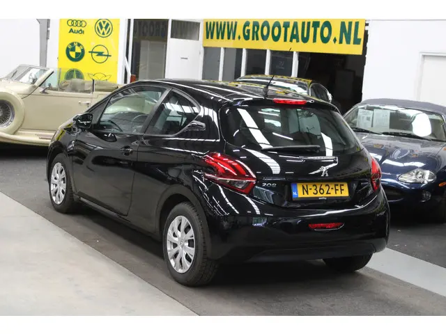 Peugeot 208 1.2 PureTech Active 2017 Benzine