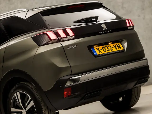Peugeot 3008 1.2 PureTech Crossway 2019 Benzine 11