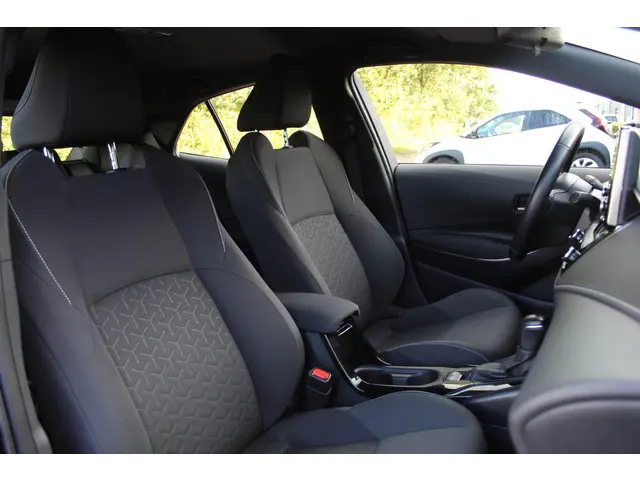 Toyota Corolla 1.8 Hybrid Active 2021 Hybride Benzine 12