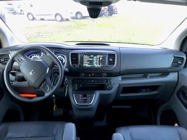 Peugeot e-Expert Long Asphalt 75 kWh 2022 Elektrisch 7