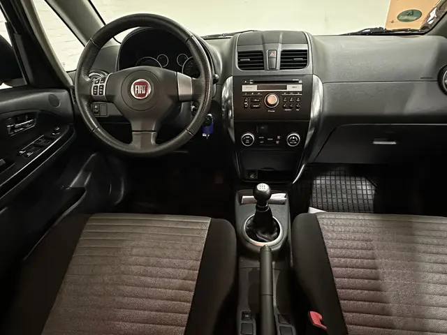 Fiat Sedici 1.6-16V Emotion 2014 Benzine 8