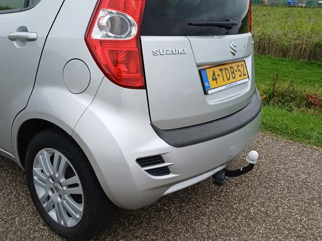 Suzuki Splash 1.2 Exclusive EASSS 2014 Benzine 15