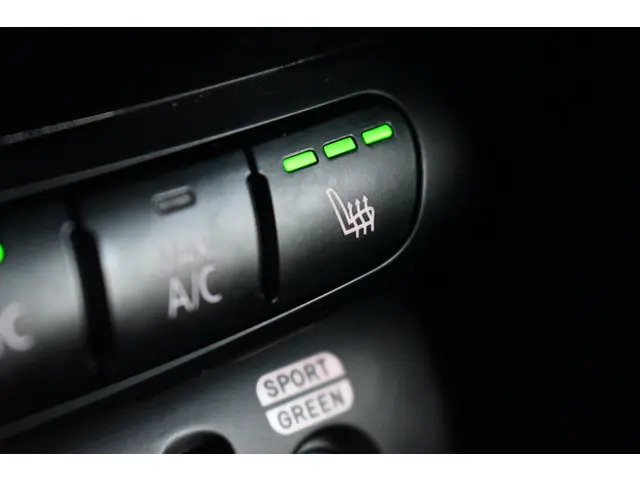 MINI Cooper Cabrio Mini 1.5 136pk aut 2021 Benzine 17