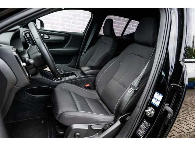 Volvo XC40 Recharge Core 2021 Elektrisch 6