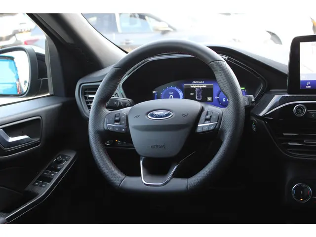 Ford Kuga 2.5 PHEV ST-Line 2024 Hybride Benzine 14