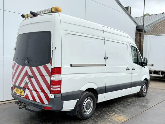 Mercedes-Benz Sprinter 3