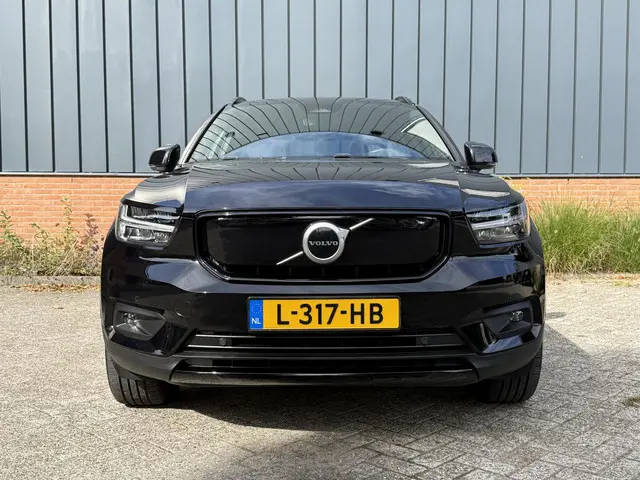 Volvo XC40 Recharge P8 AWD R-Design 2021 Elektrisch 10