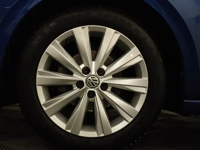 Volkswagen Polo 1.0 TSI Highline+ Aut- 2018 Benzine 26