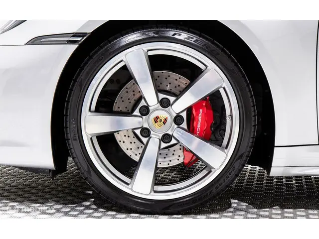 Porsche 911 Cabrio 3.0 Carrera 4 S 2019 Benzine 7
