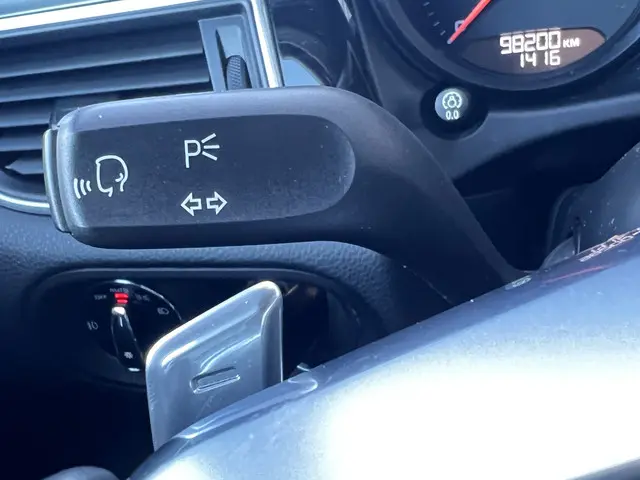 Porsche Macan 2.0 2018 Benzine 32