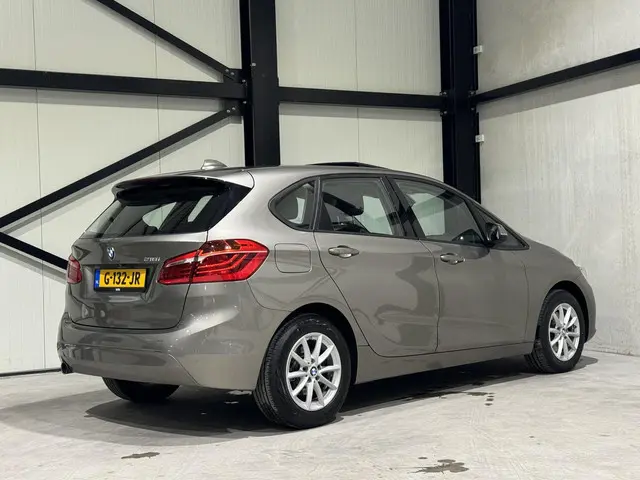 BMW 2 Serie Active Tourer 218i Business 2015 Benzine 3