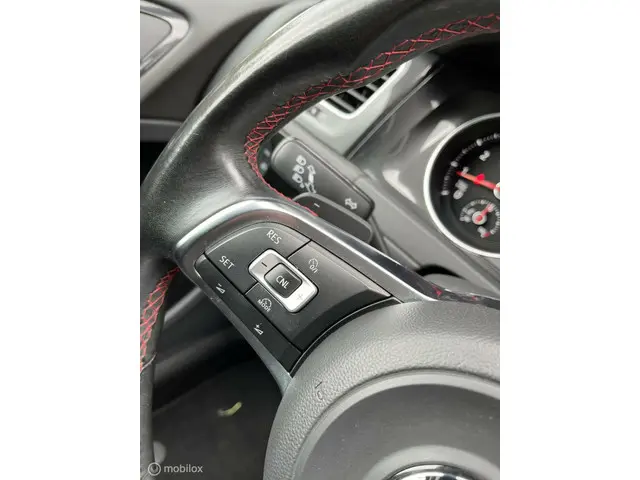 Volkswagen Golf 2.0 TSI | VERKOCHT 2016 Benzine 12