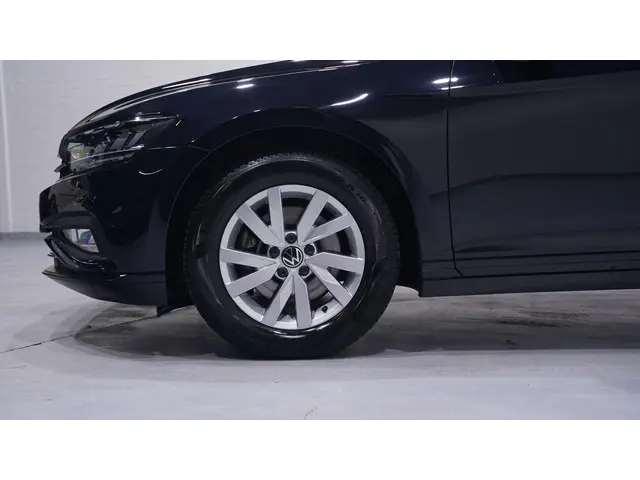 Volkswagen Passat Variant 1.5 TSI Business 2022 Benzine 9