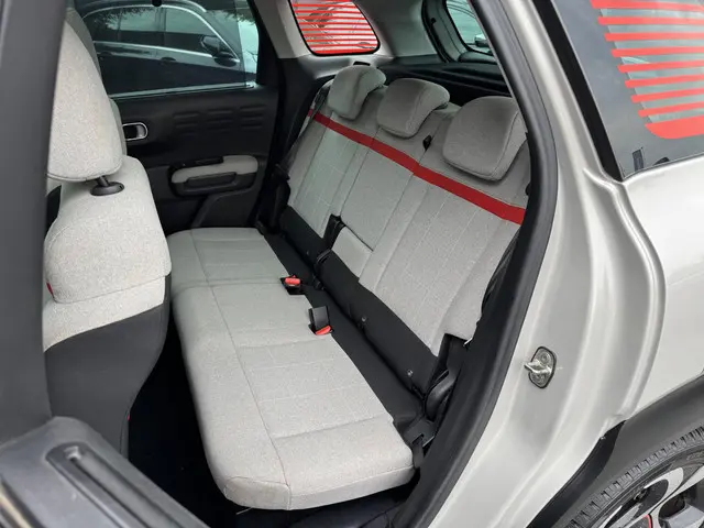 Citroën C3 Aircross 1.2 PureTech S&S Shine 2017 Benzine 22