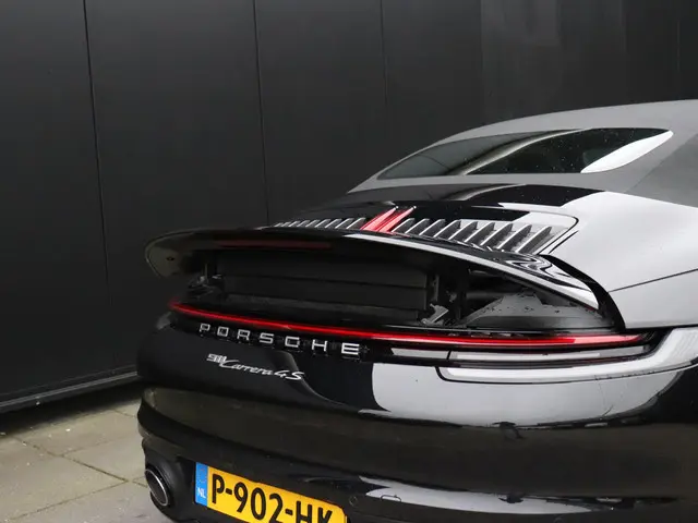 Porsche 911 Cabrio 3.0 Carrera 4 S 2020 Benzine 18