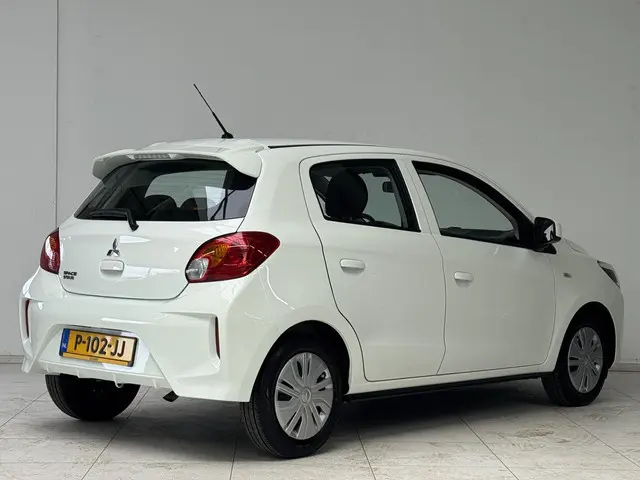 Mitsubishi Space Star 2