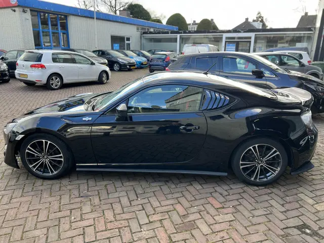Toyota GT86 Stage 2! Klep uitlaat! Headers! 2013 Benzine 8