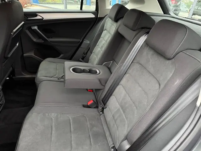 Volkswagen Tiguan 1.5 TSI ACT Comfortline 2019 Benzine 24